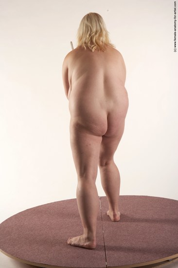 Nude Fighting with spear Woman White Standing poses - ALL Overweight medium blond Standing poses - simple Pinup