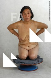 xizhirong kneeling 09