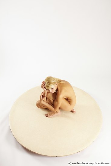 Nude Woman White Kneeling poses - ALL Slim Kneeling poses - on one knee long blond Multi angle poses Pinup