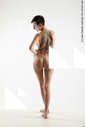 standing reference of henrieta 03