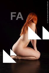 kneeling reference of charlie red06