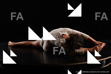 laying reference elissa 04