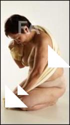 Kneeling reference poses of Gwendolyn