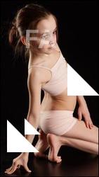 Kneeling reference poses Lilly