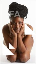 Kneeling reference poses Dina Moses