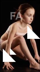 Kneeling reference poses Lilly