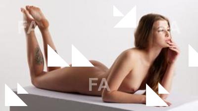 Laying reference poses Olivia Sparkle