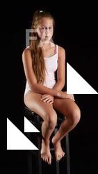 Sitting reference poses Isla