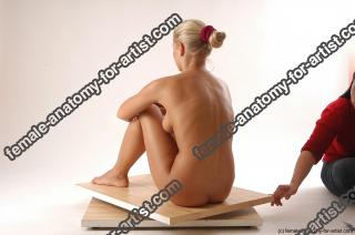 Sitting Pose 0023