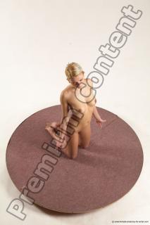 izabela kneeling 63a