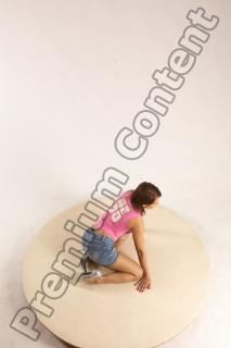 karina kneeling 13a