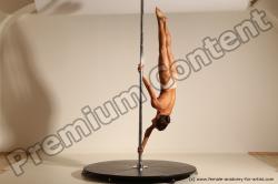 Poledance reference poses of Mercedes