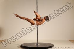 Poledance reference poses of Mercedes