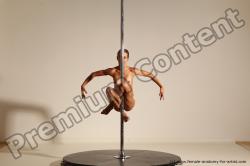 Poledance reference poses of Mercedes