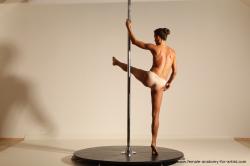 Poledance reference poses Mercedes