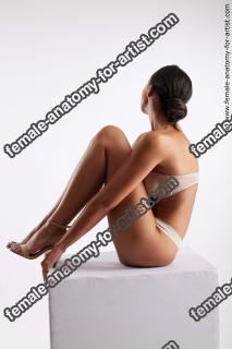 sitting reference jade 05