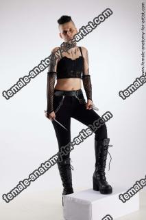 standing reference quisha 01