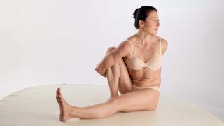Sitting reference poses Hanane